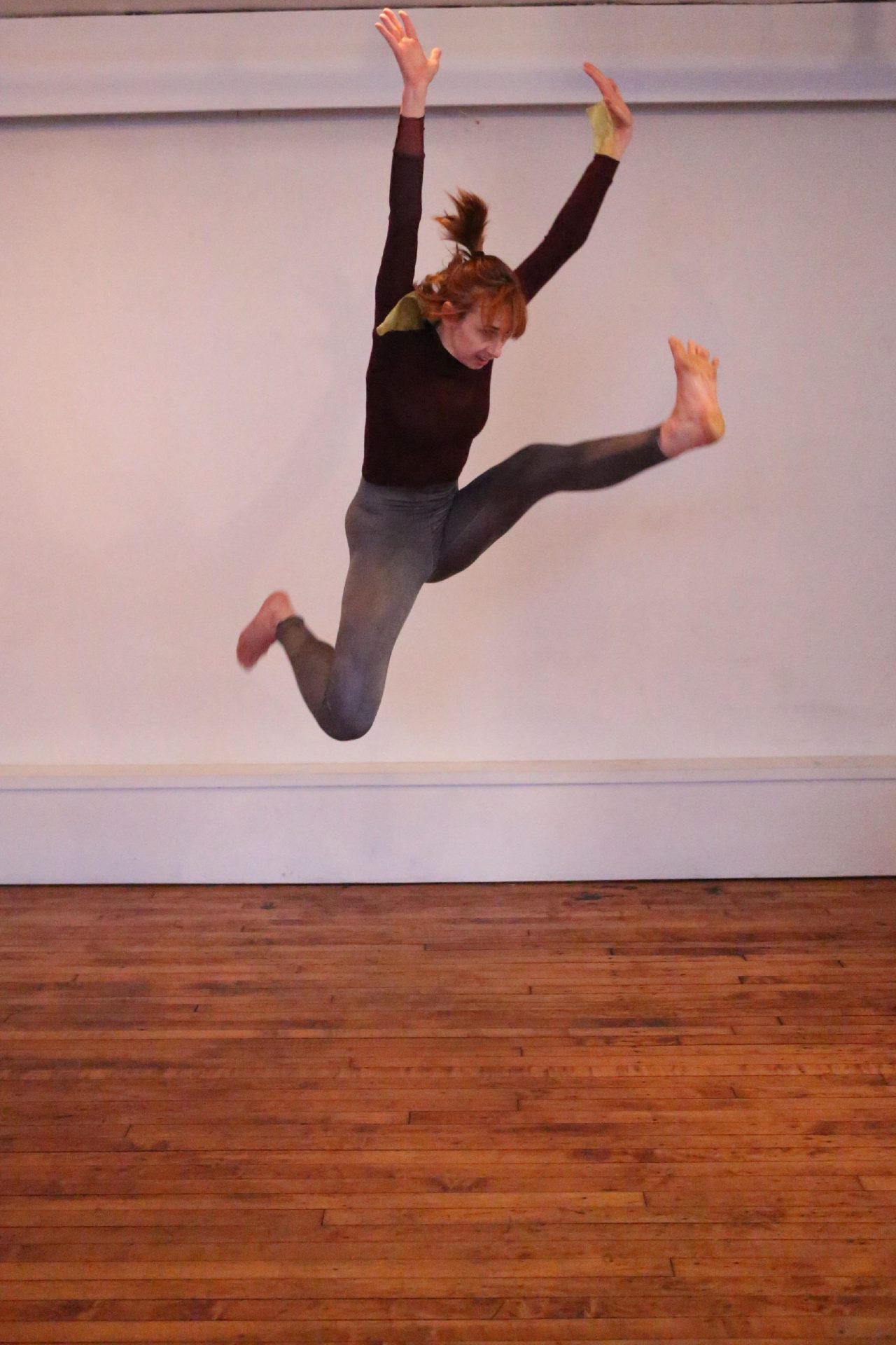 Emily Vetsch dancing in studio